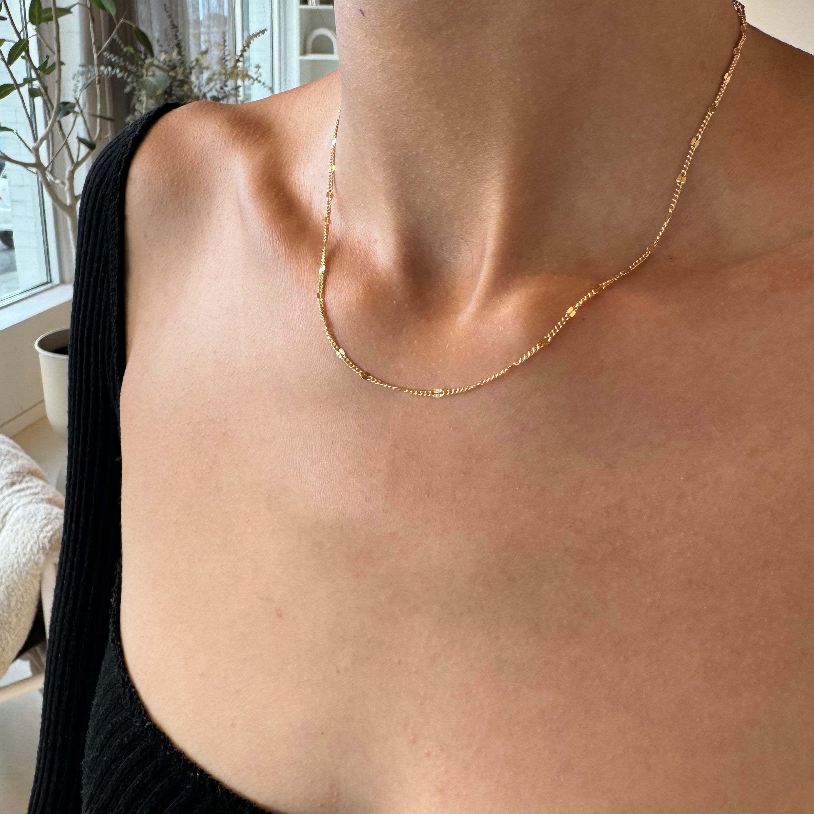 Curb Shimmer Chain Necklace