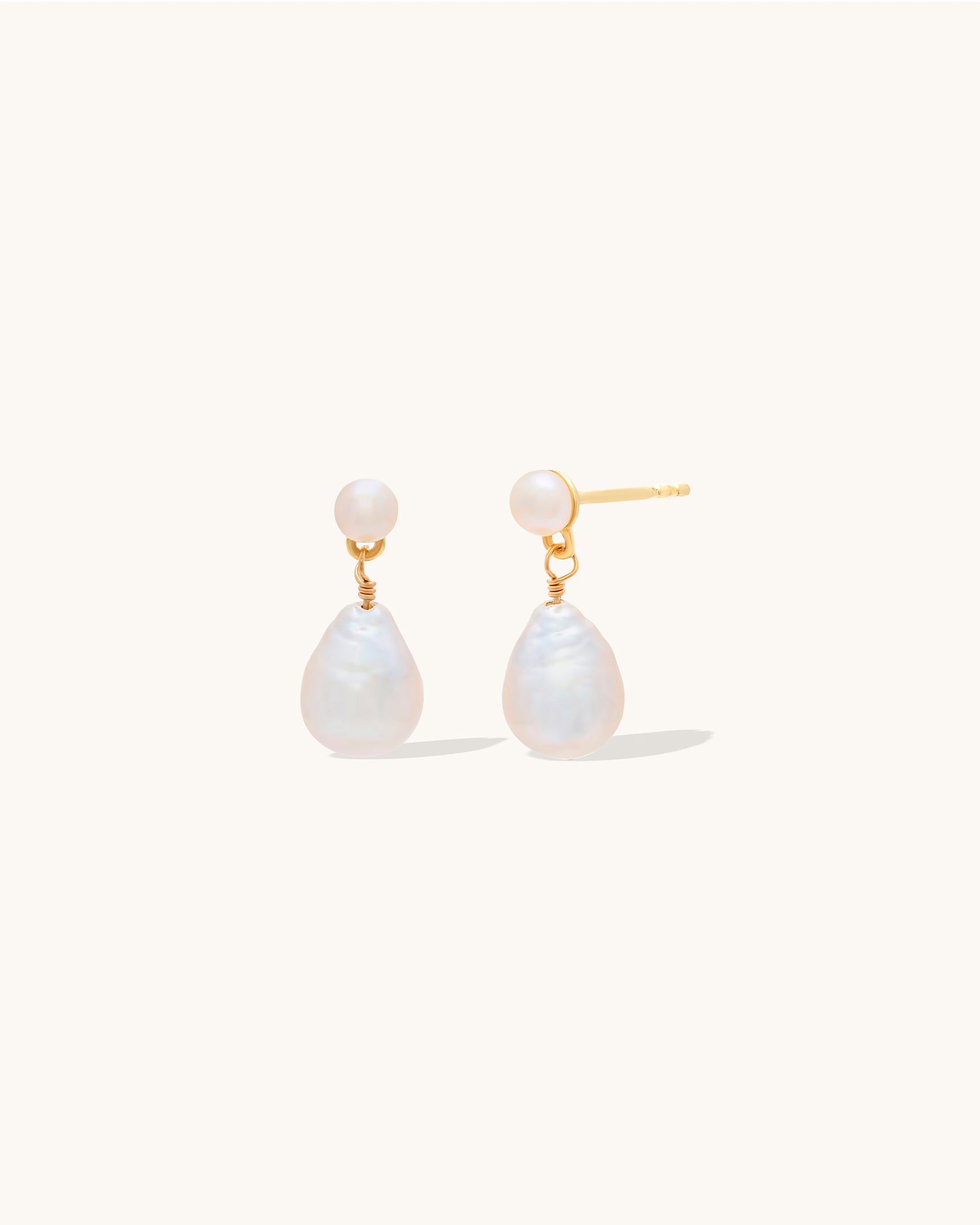 Pearl Baroque Petite Drop