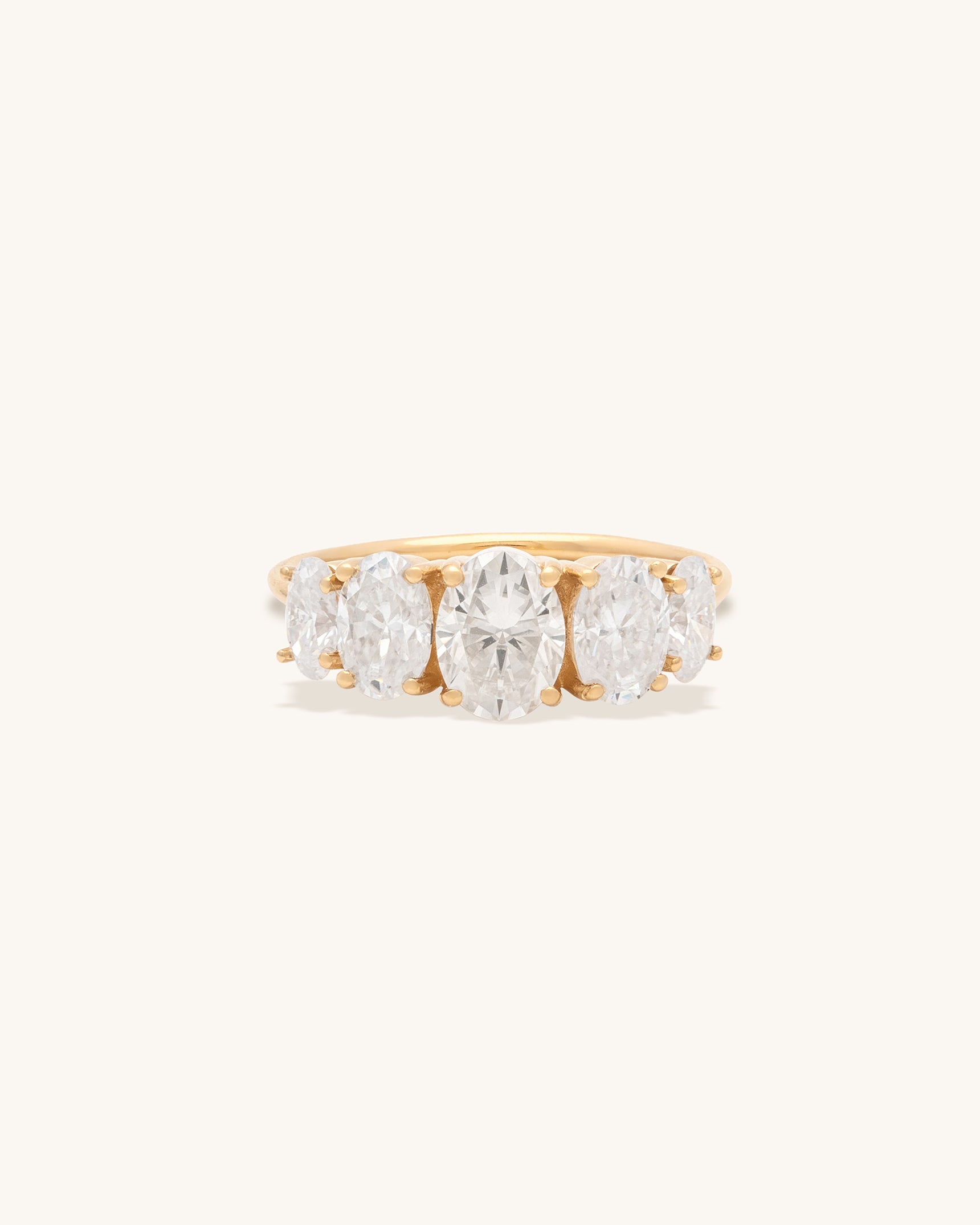 Bijette Bold Ring