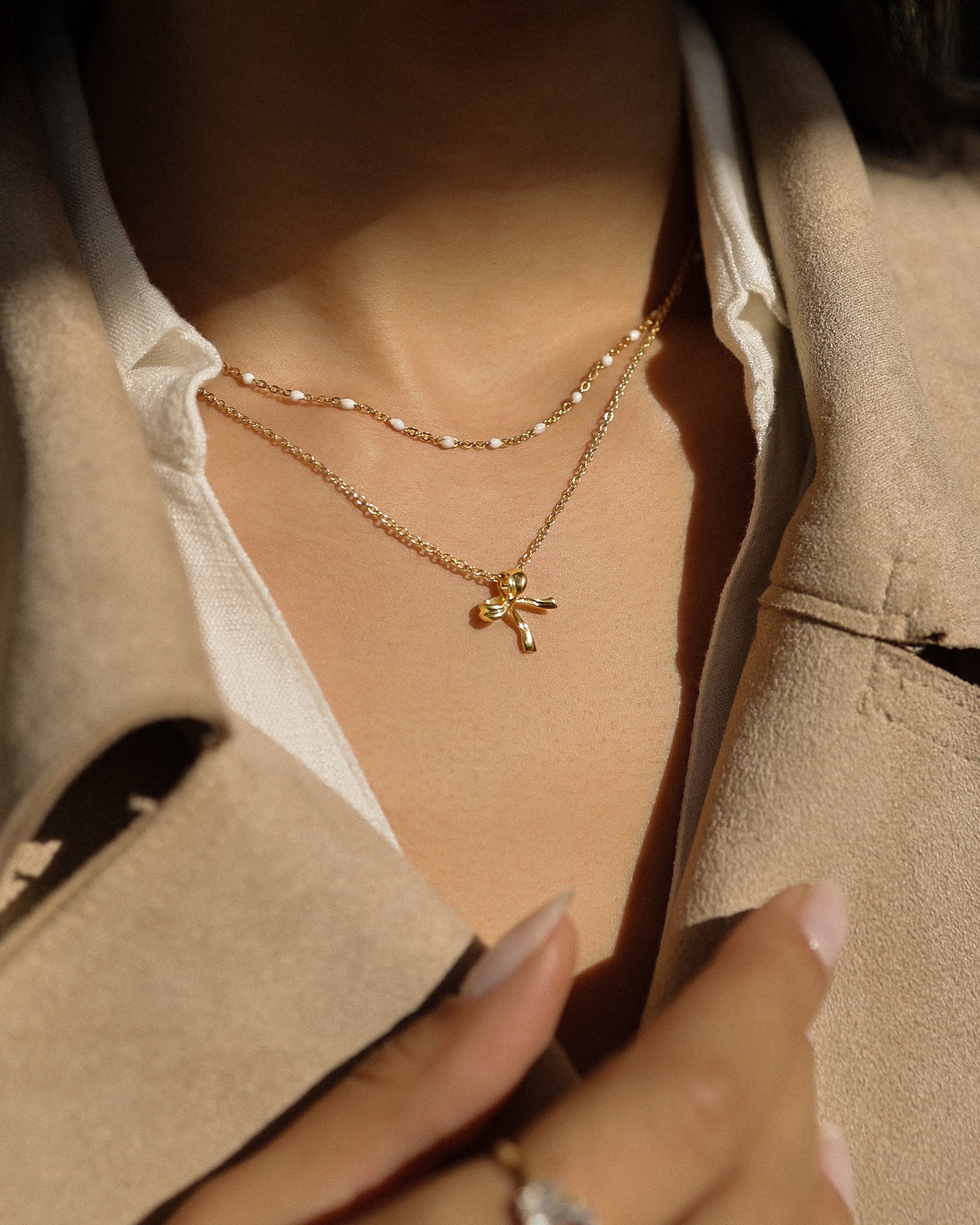 Bow Necklace