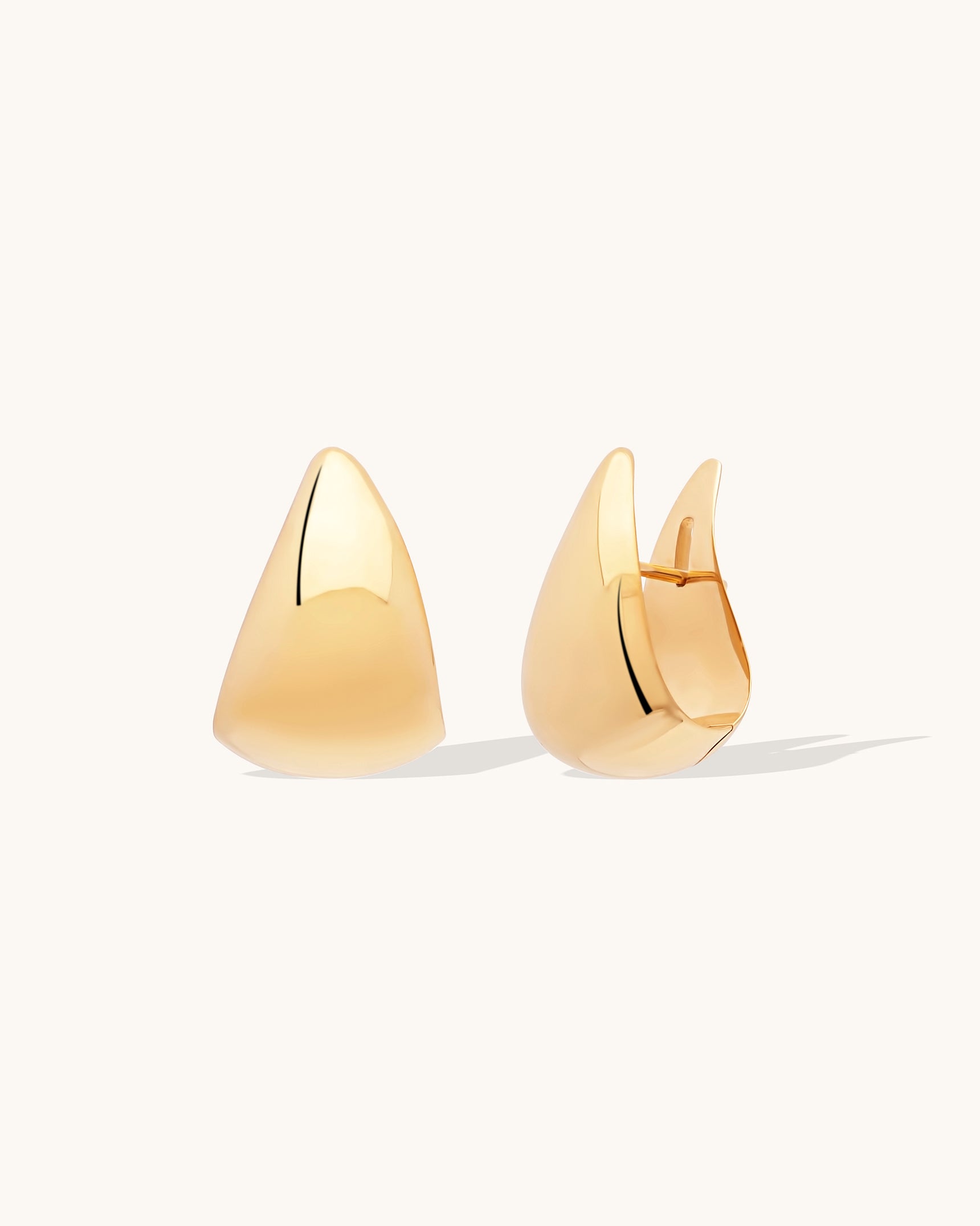 Bold Claw Hoops