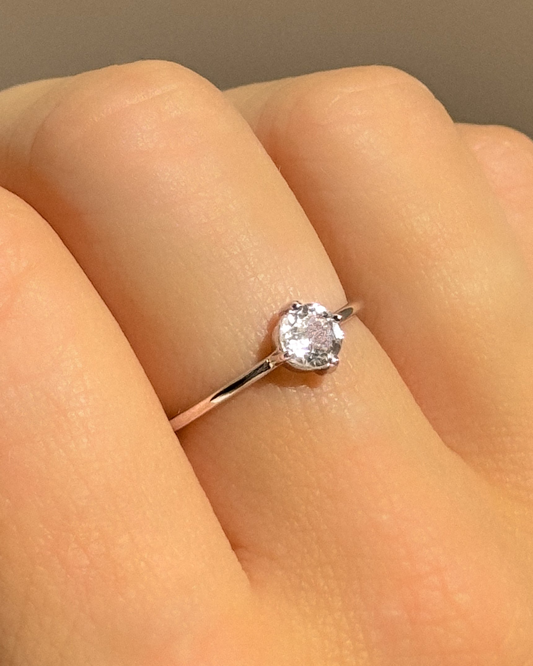 Compass White Topaz Ring