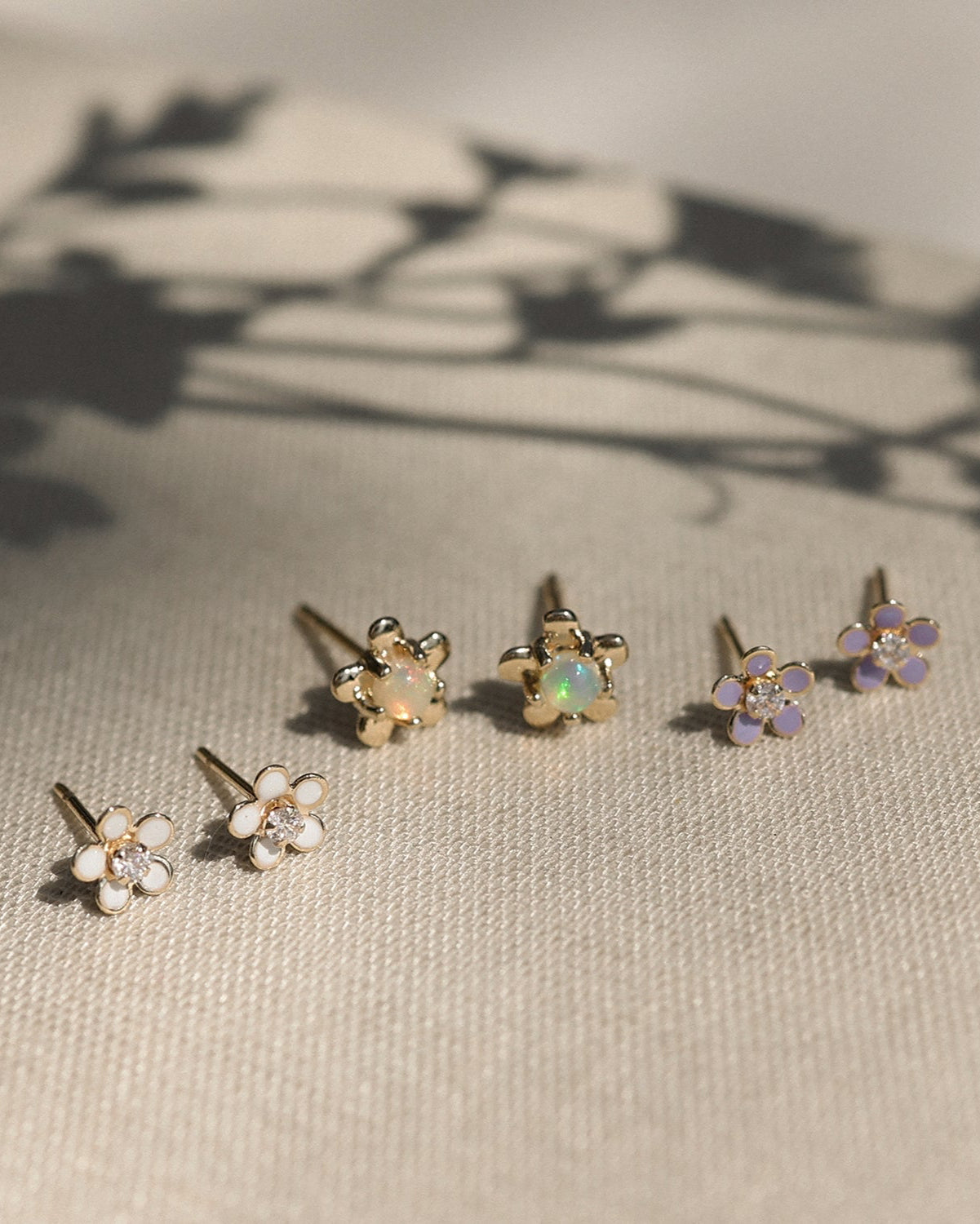 Daisy Studs