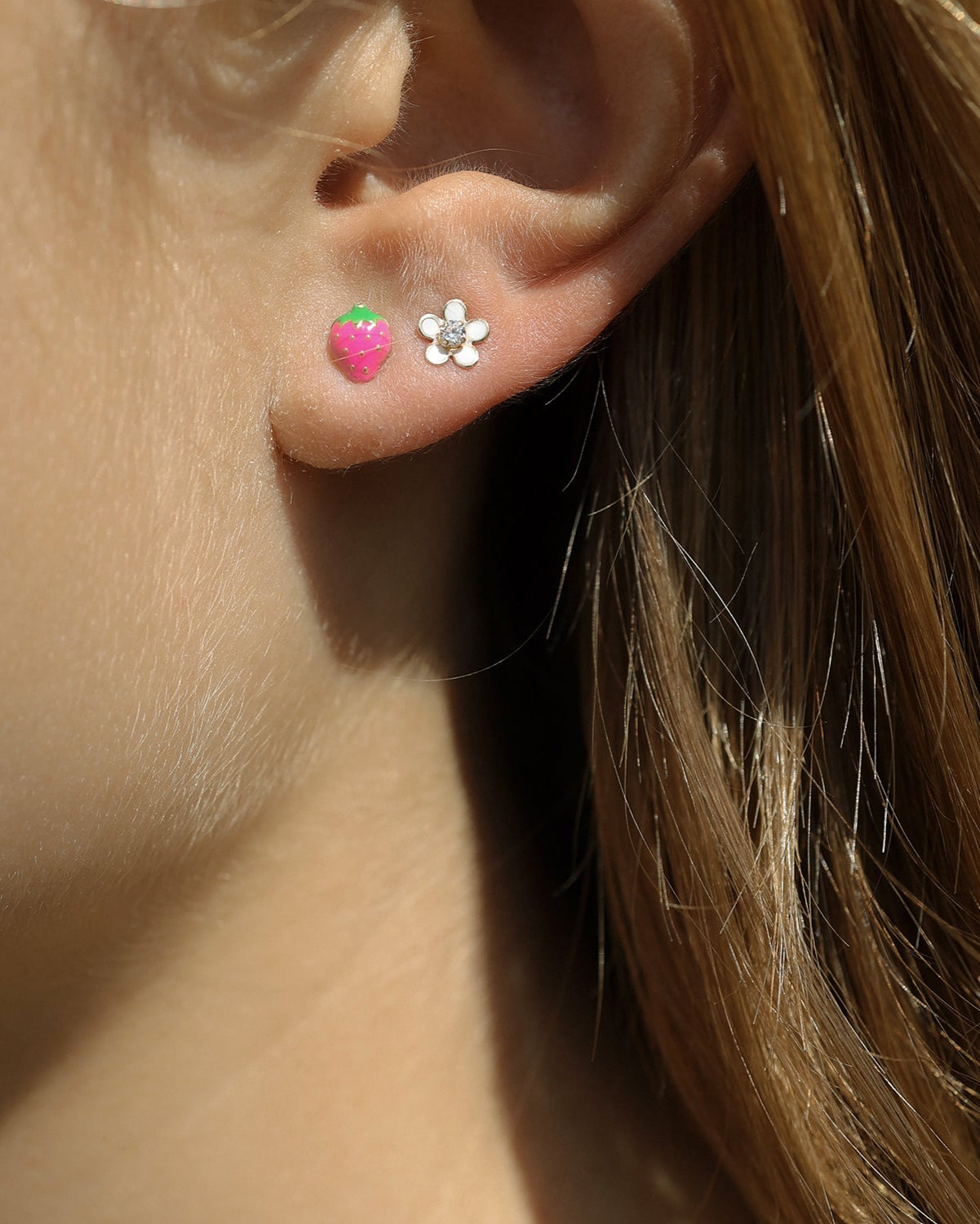 Daisy Studs