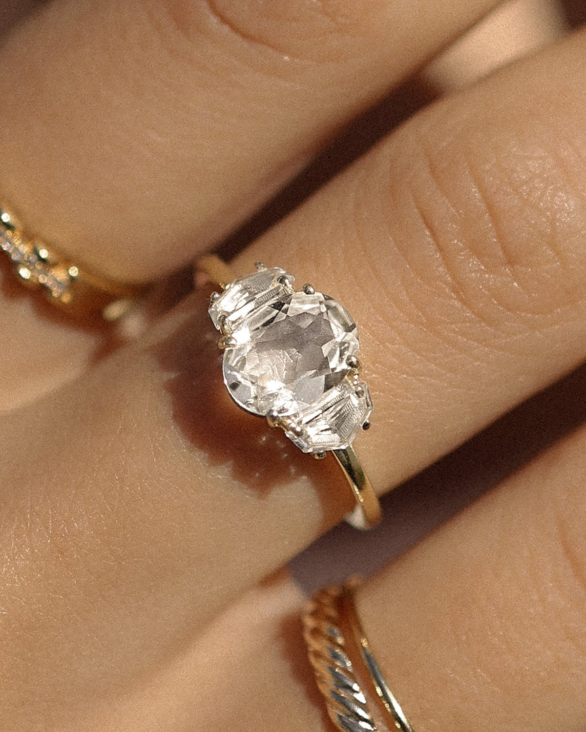 Epaulette Ring