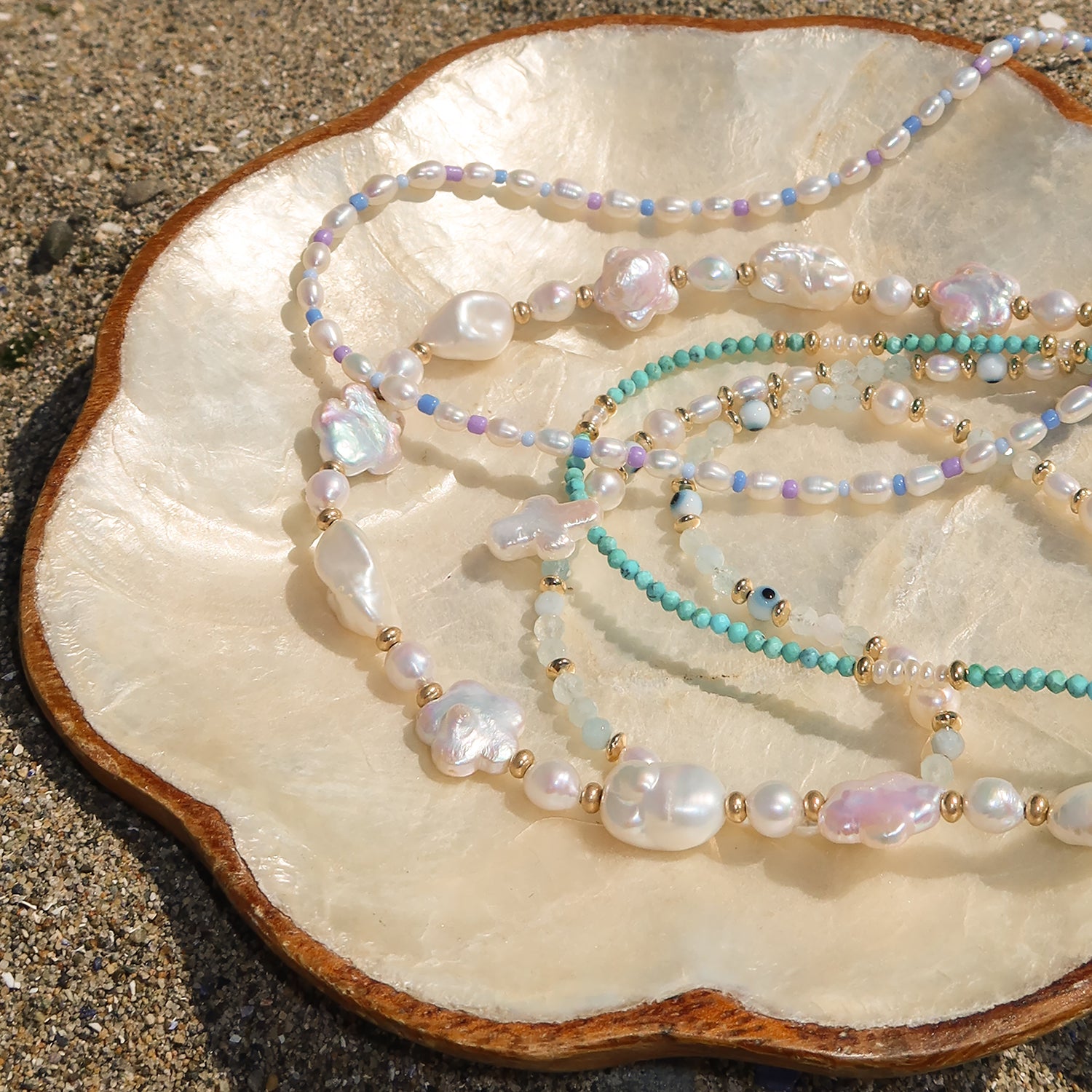 Flower Pearl Necklace