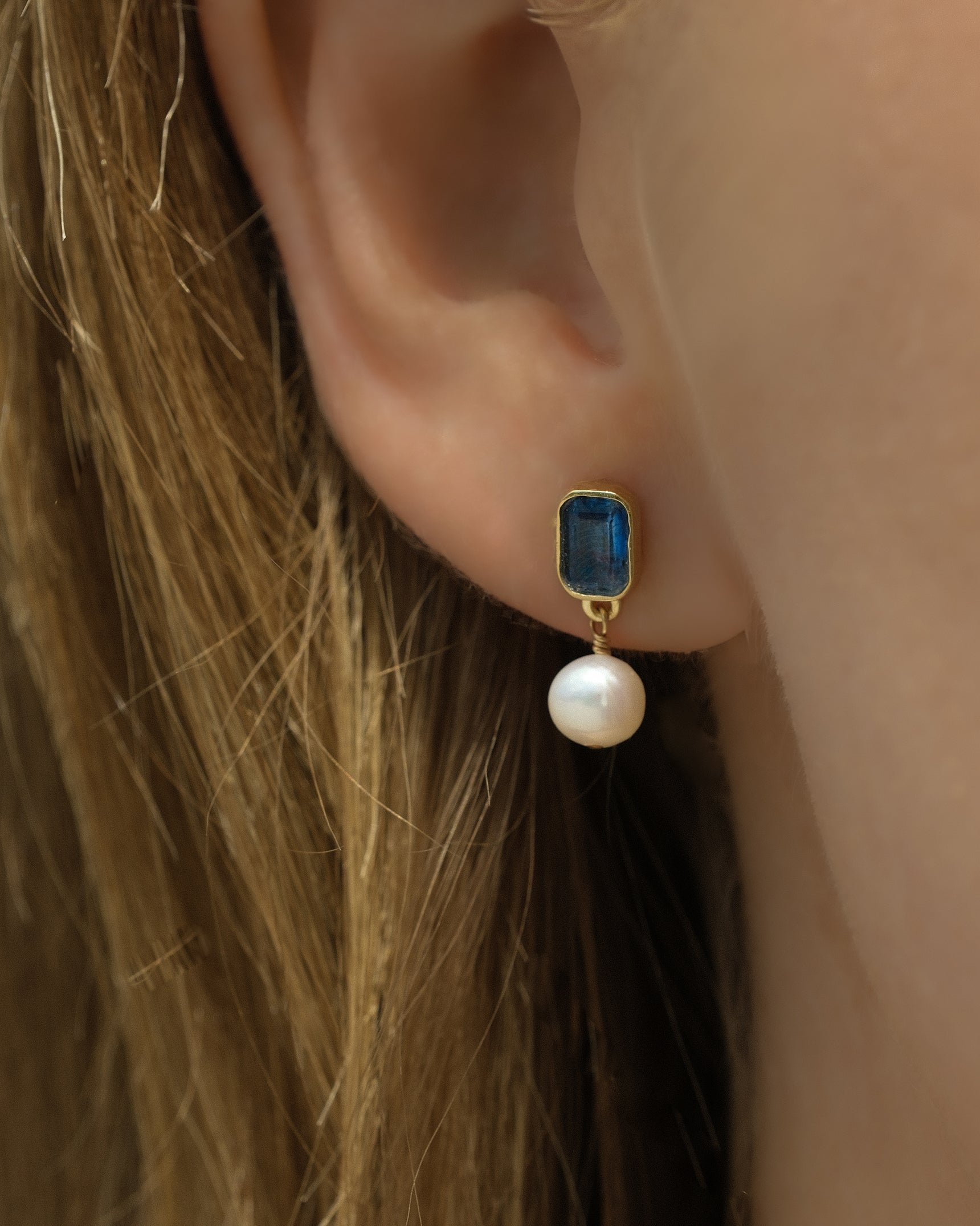 Petite Pearl & Kyanite Drops