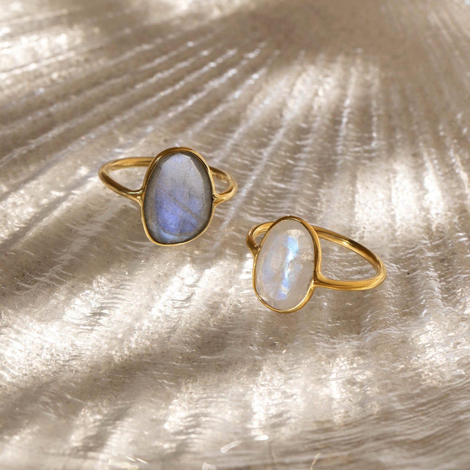 Selena Slice Labradorite 10K Ring