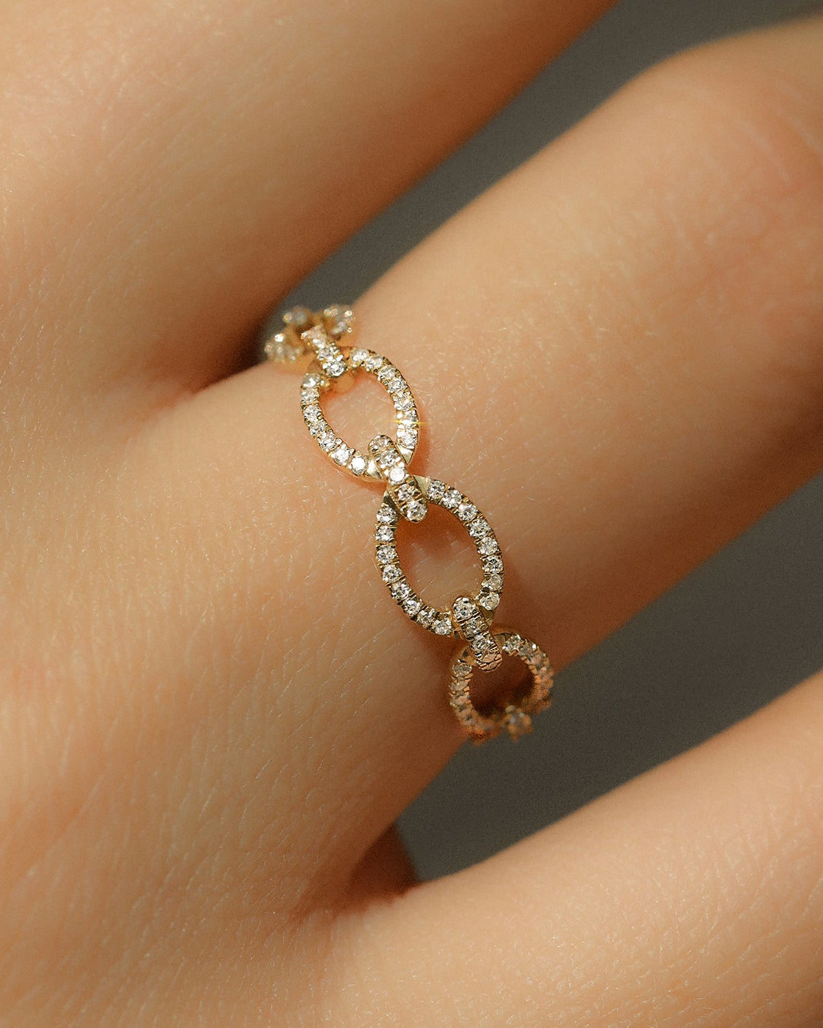 Diamond Pavé Chain Ring