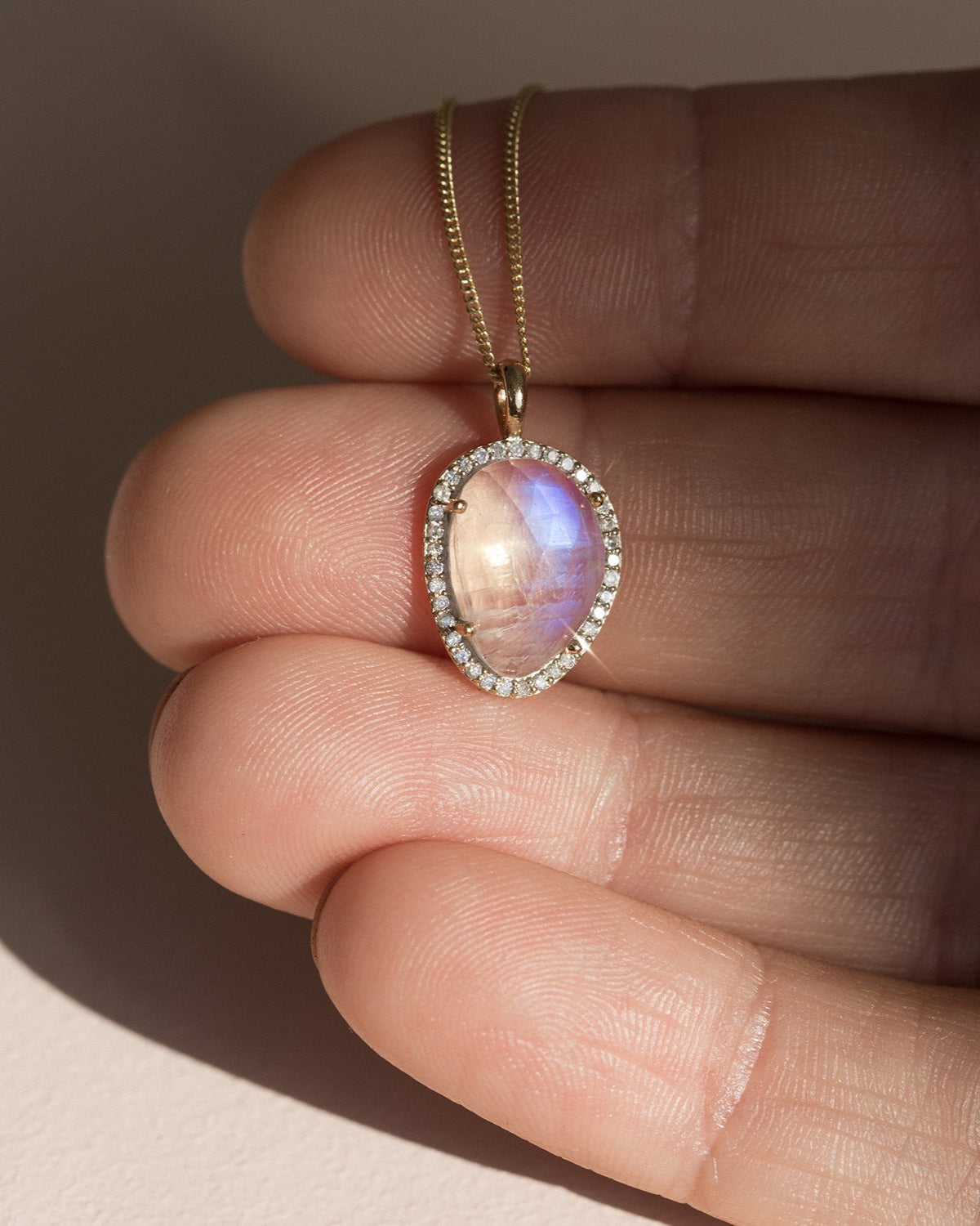 Etereo Necklace