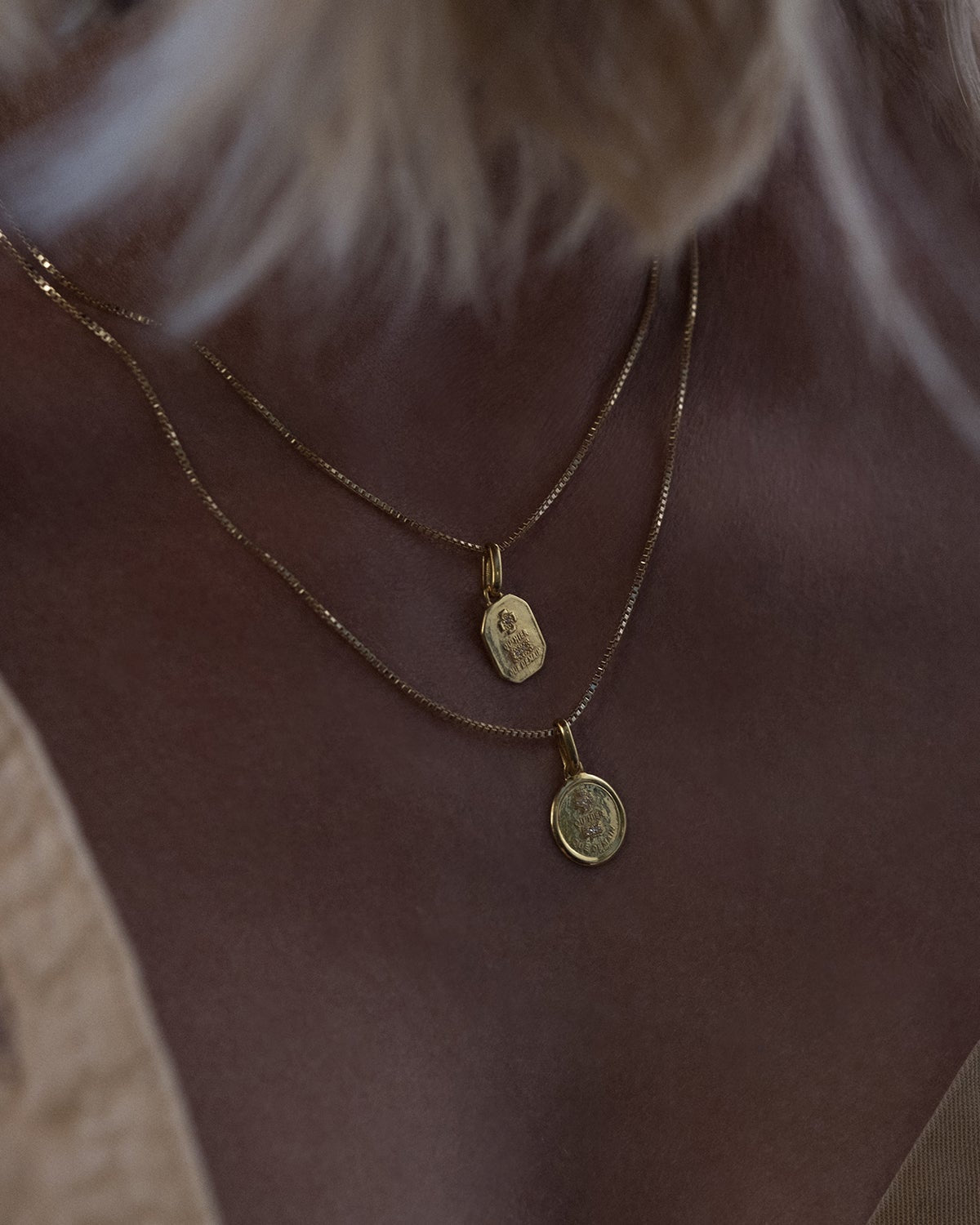 Love Token Necklace Round