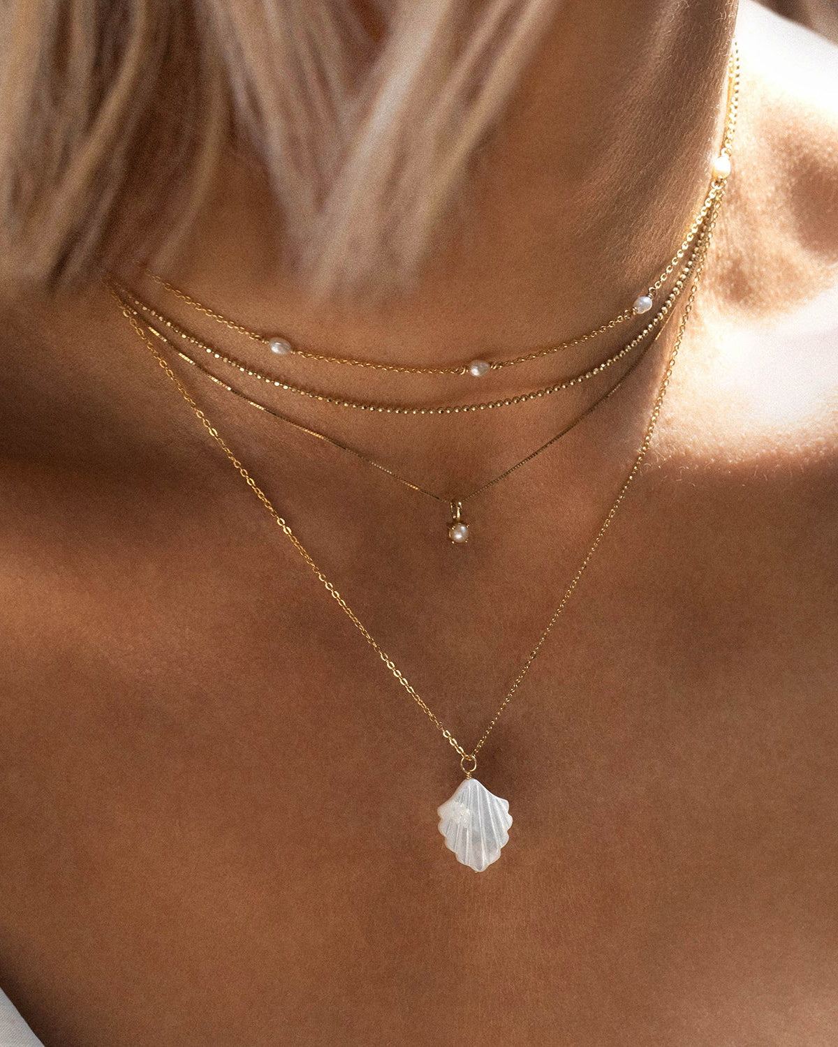 Floatesse Pearl Necklace