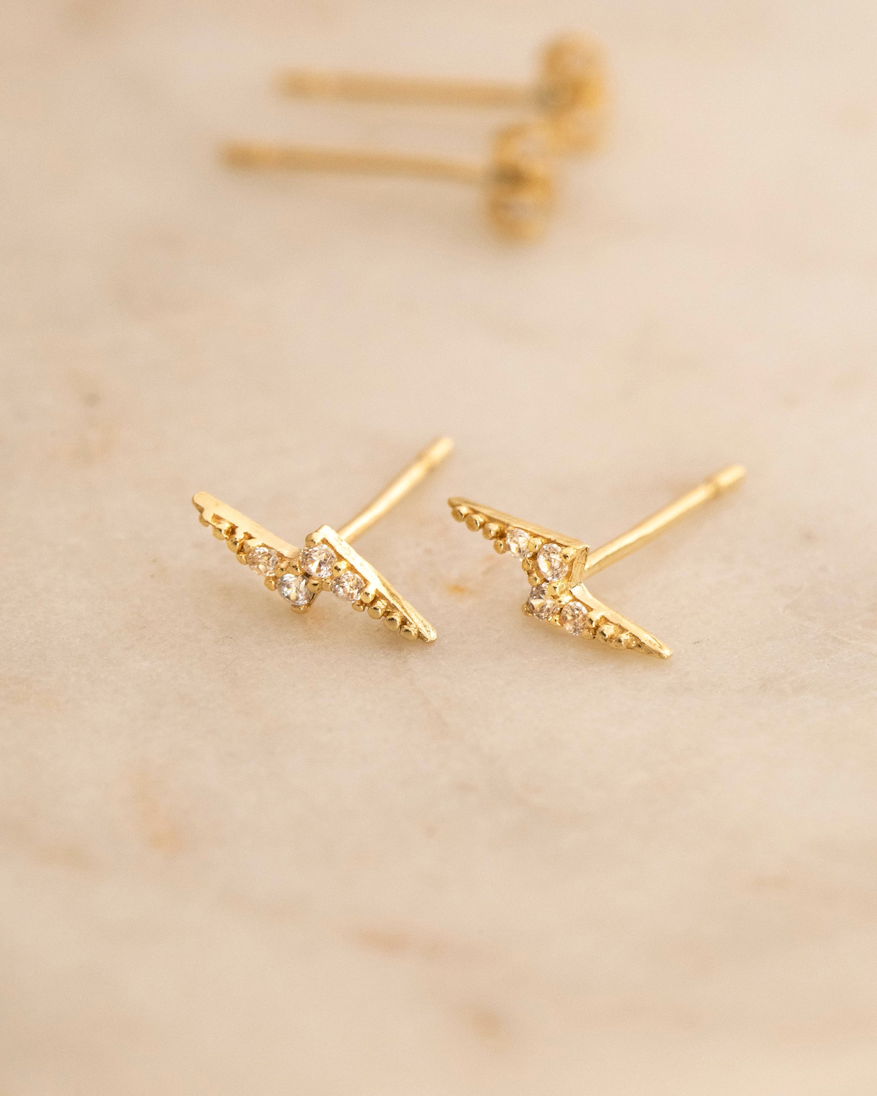 Lightning 10K Studs
