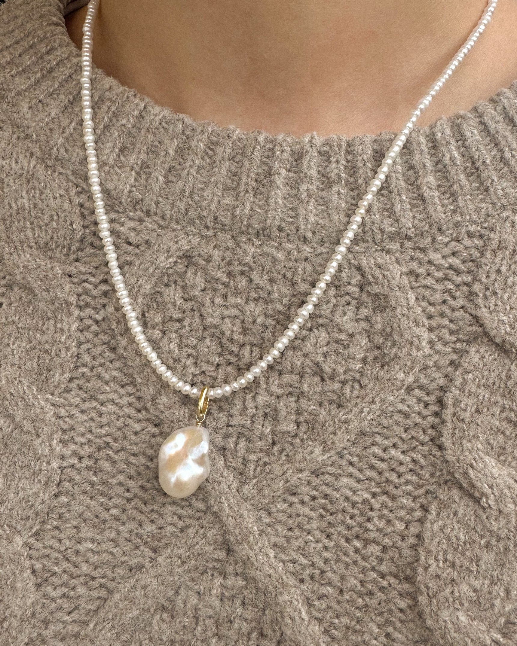 Baroque Pearl Pendant