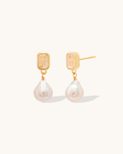 Moonstone Baroque Petite Drop