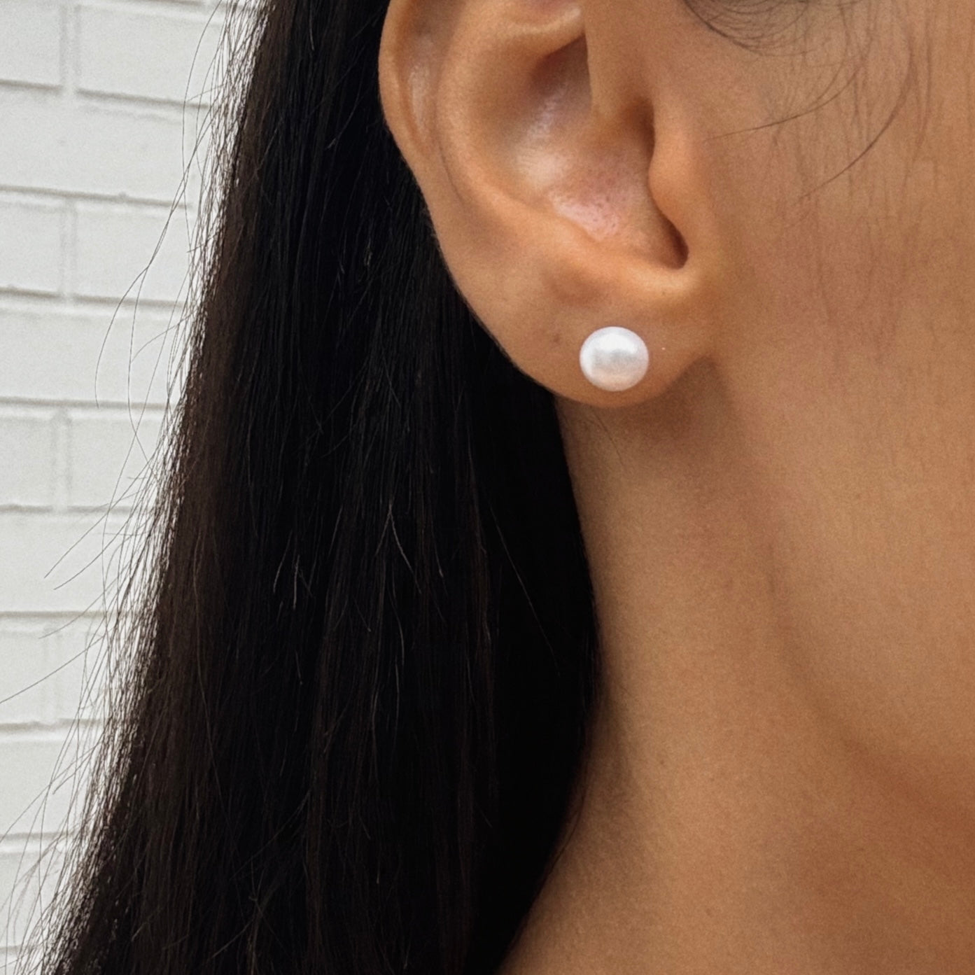 7.5mm Button White Pearl Studs