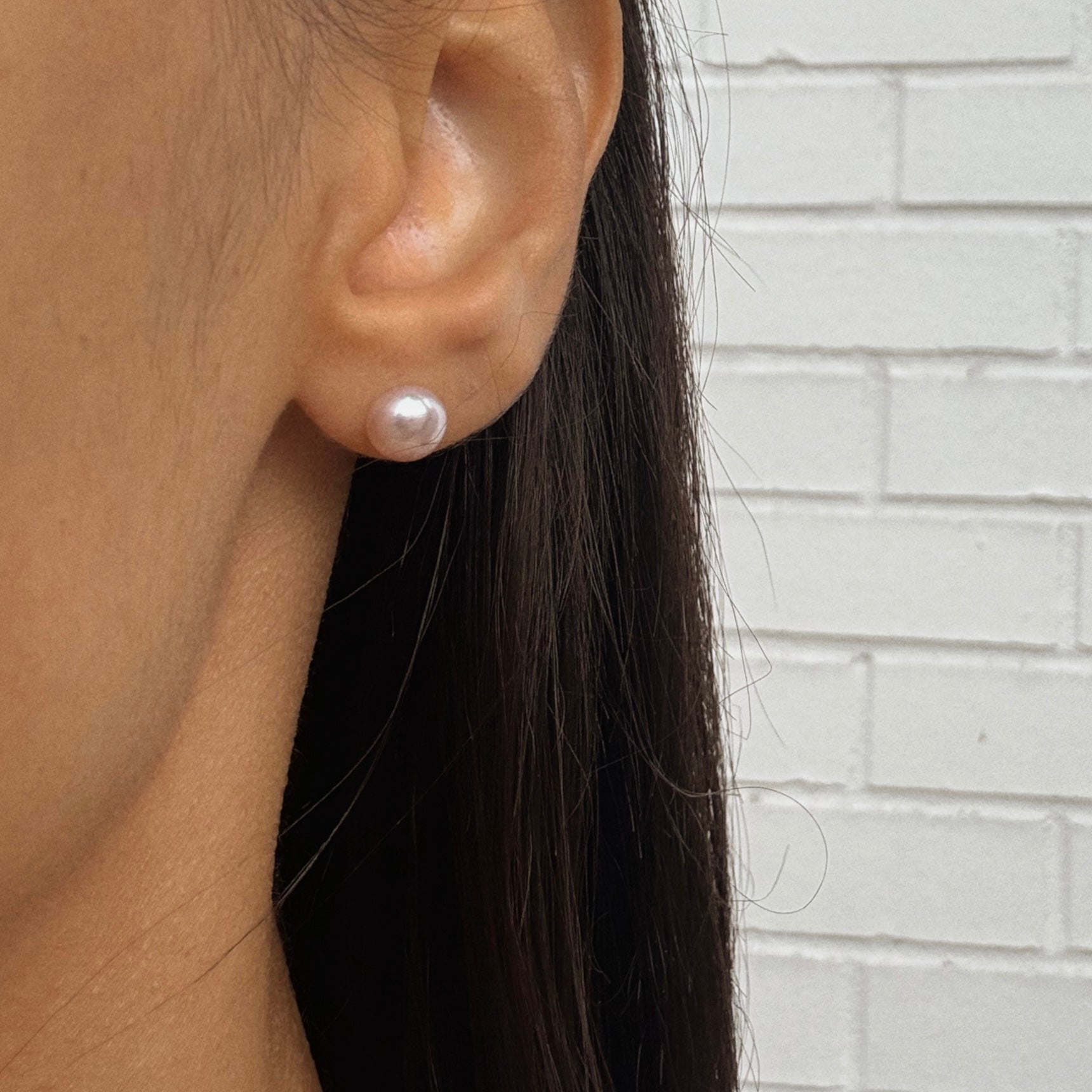 7.5mm Button Grey Pearl Studs