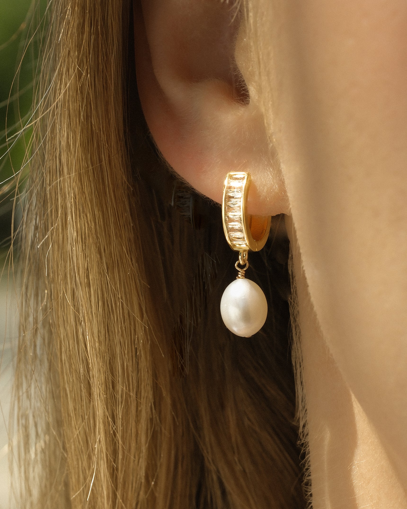 Channel Drop Pearl Hoops