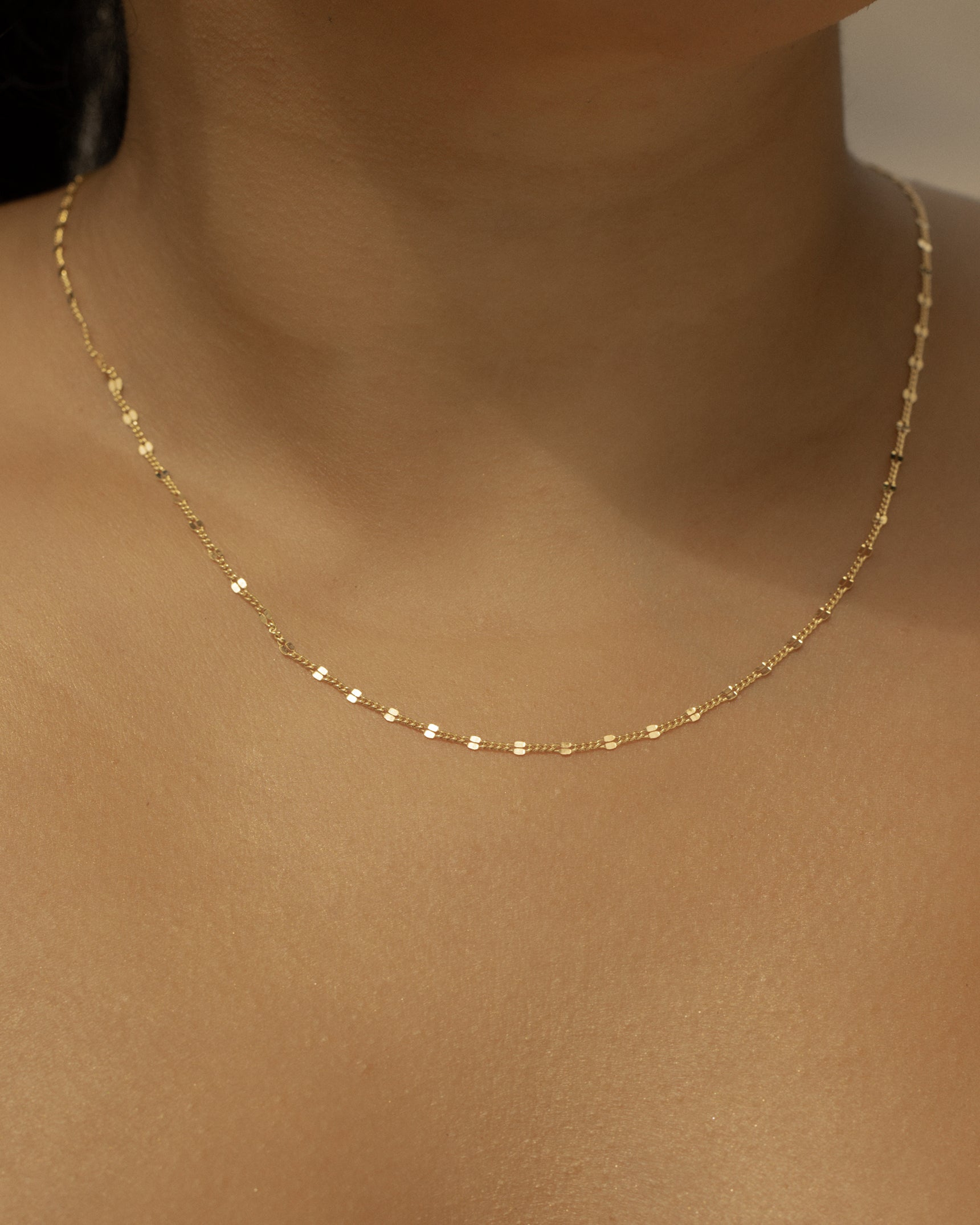 Curb Shimmer Chain Necklace