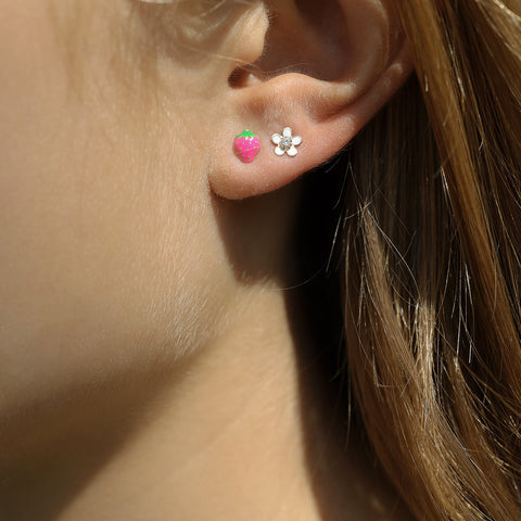 Daisy Studs