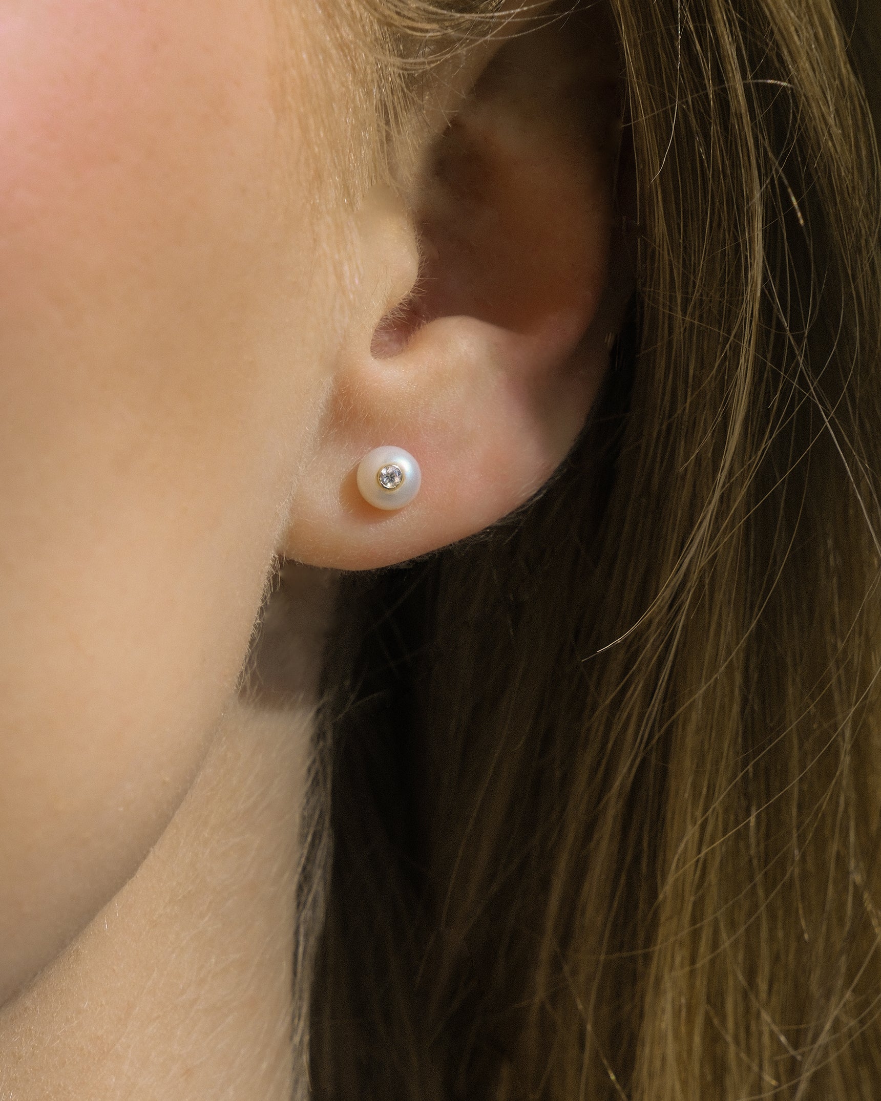 Epoch Pearl 10K Studs