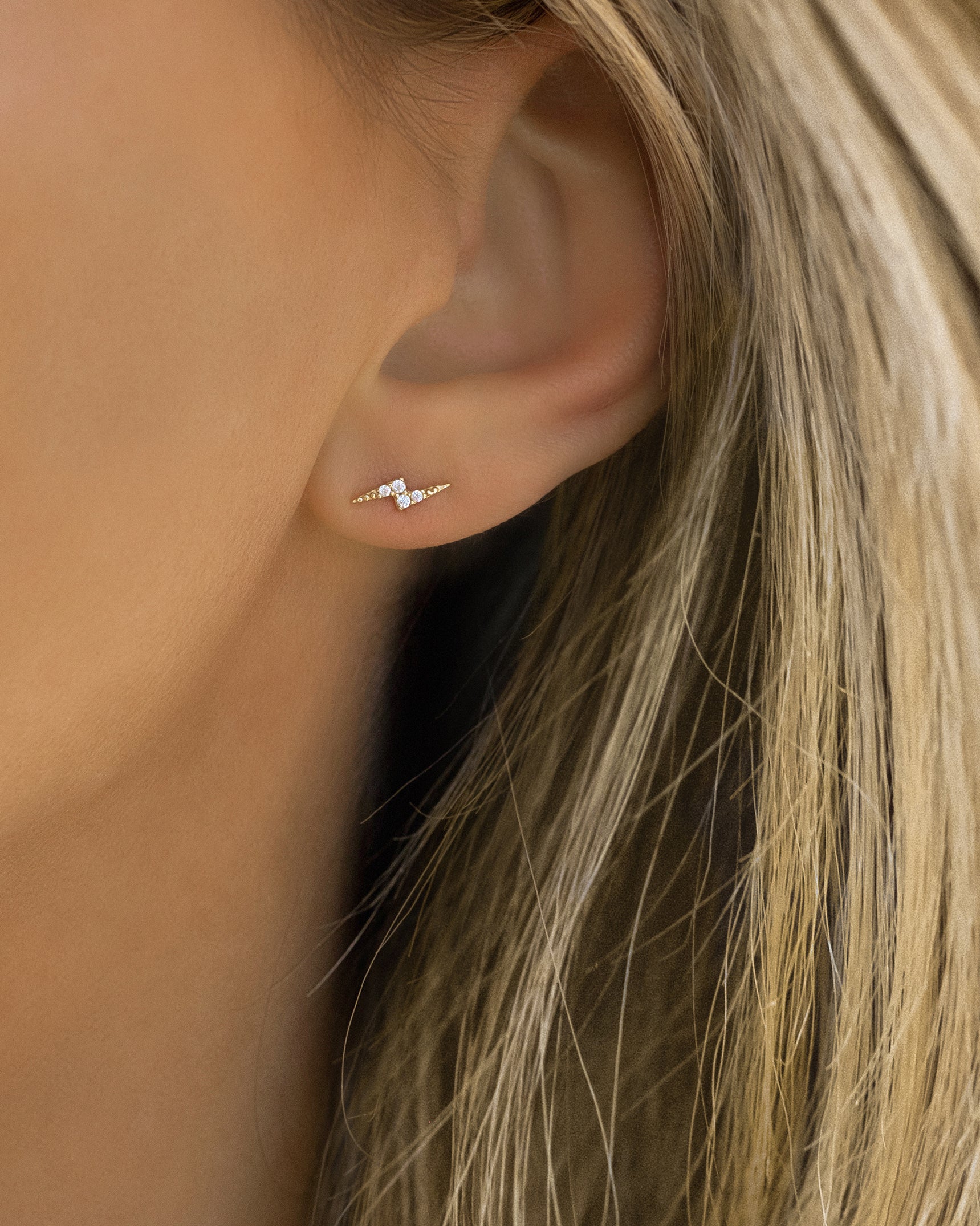 Lightning 10K Studs