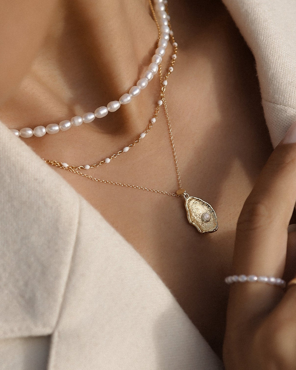 Oyster Gold Necklace