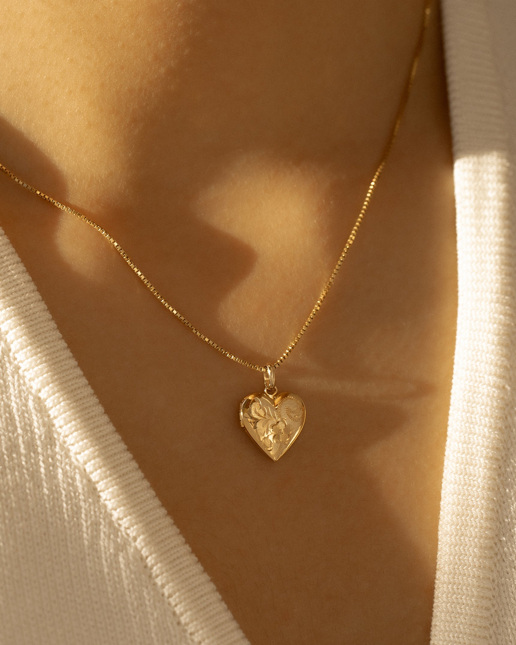 Petite Floral Heart Locket