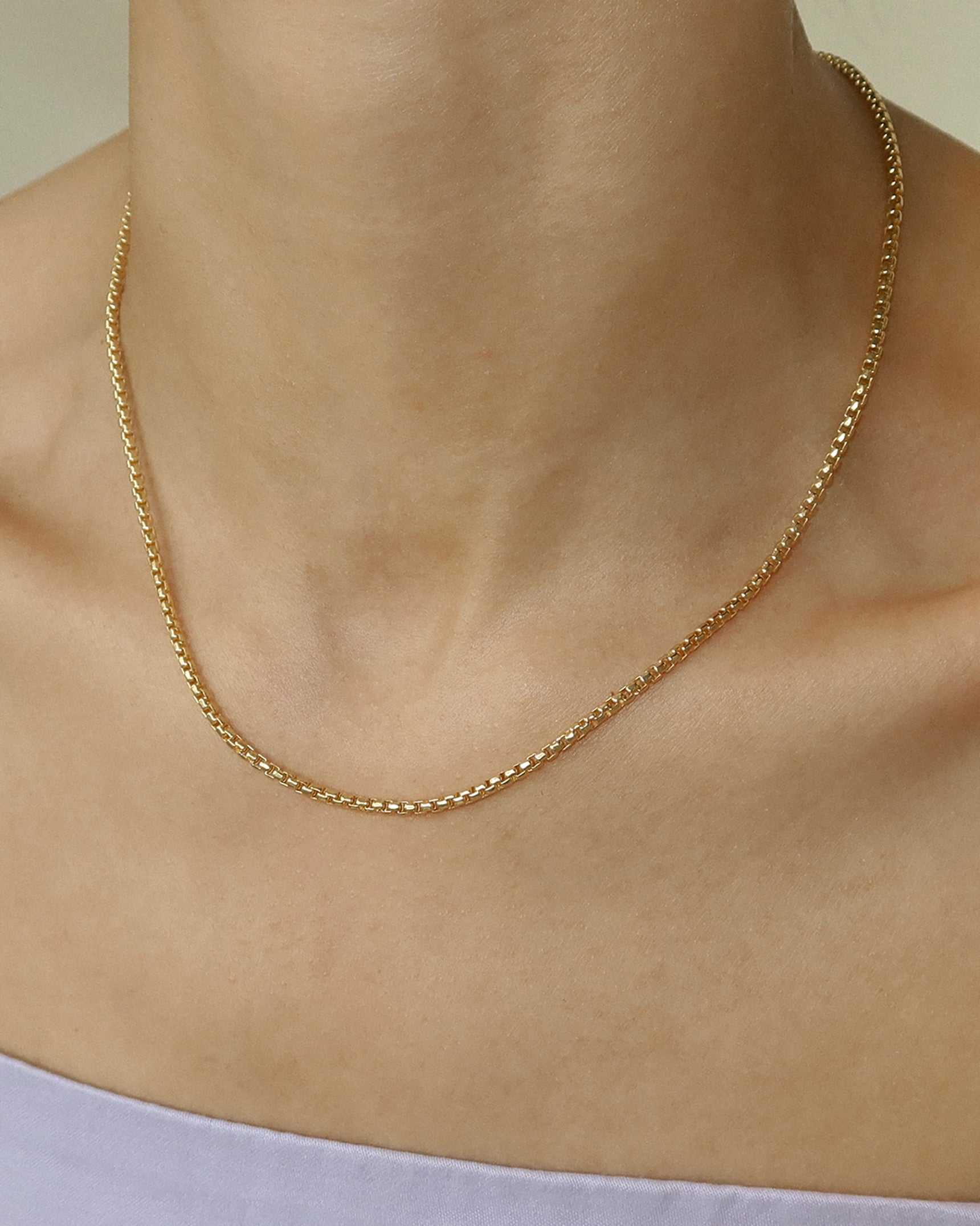 Round Box Chain Necklace