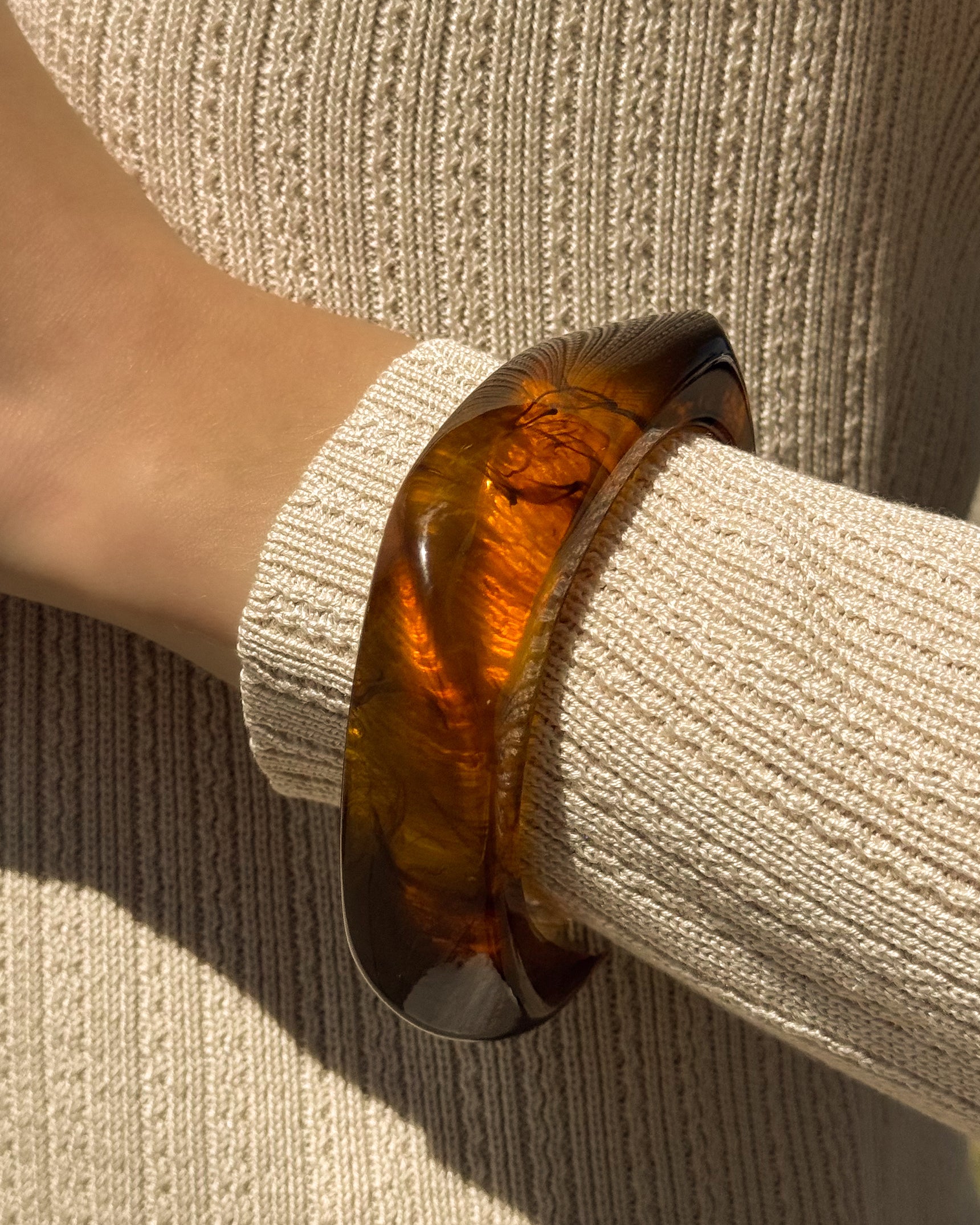 Tortoise Bold Resin Bangle