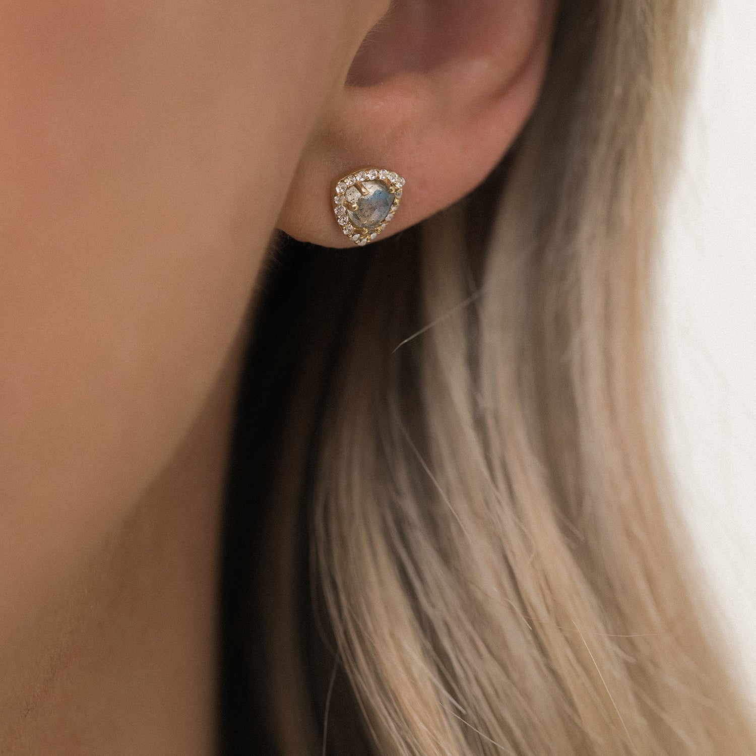Leah Alexandra mini trielle studs labradorite